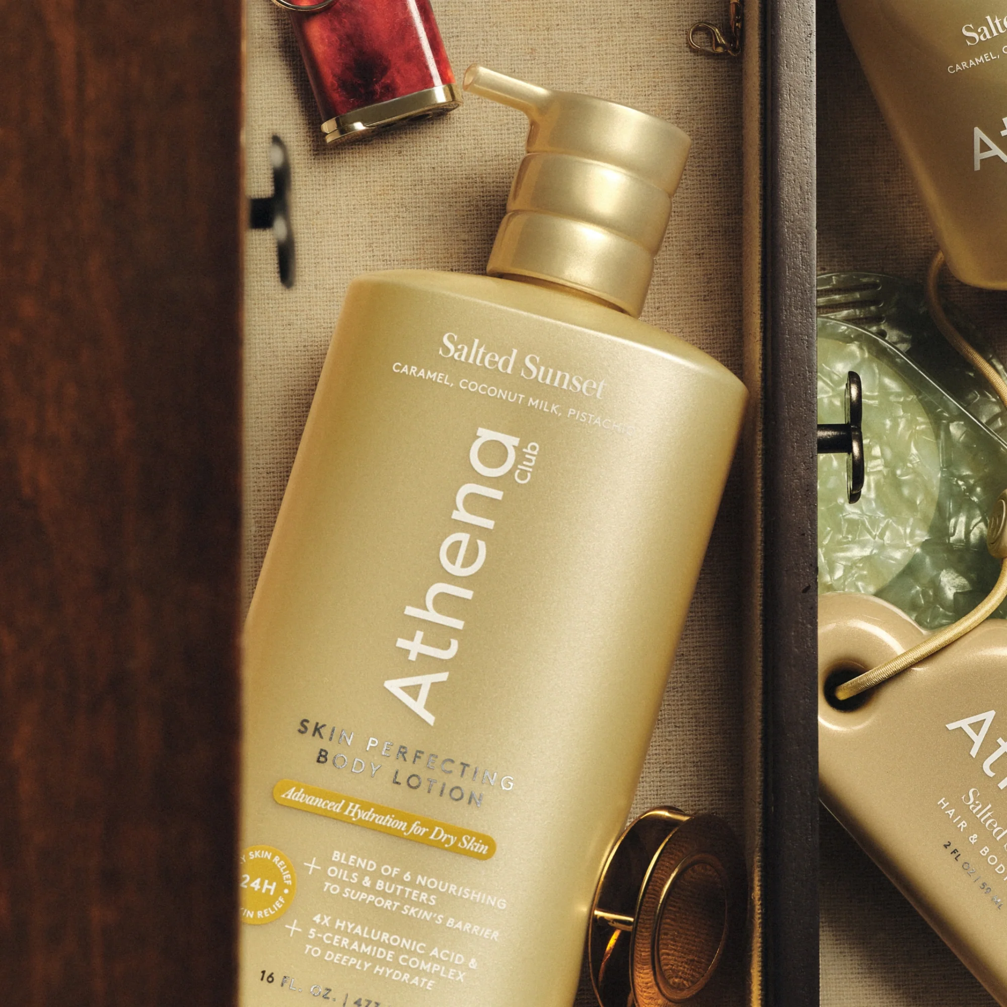 Skin Perfecting Body Lotion - Image 4